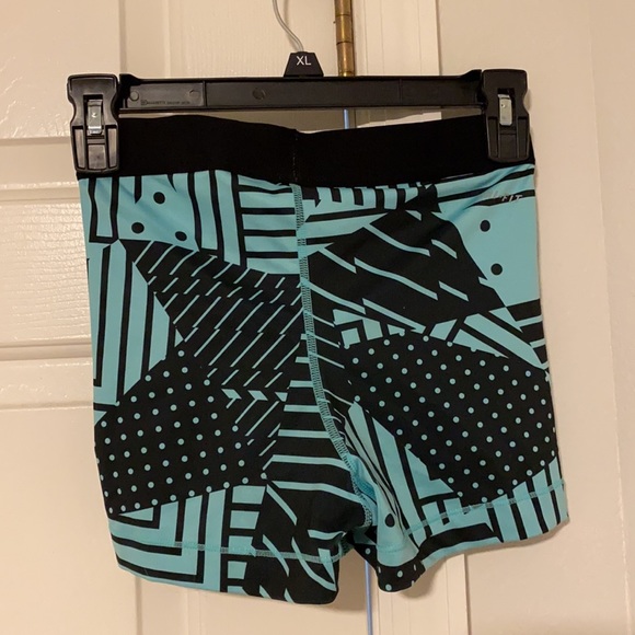 Nike pros - Picture 2 of 2